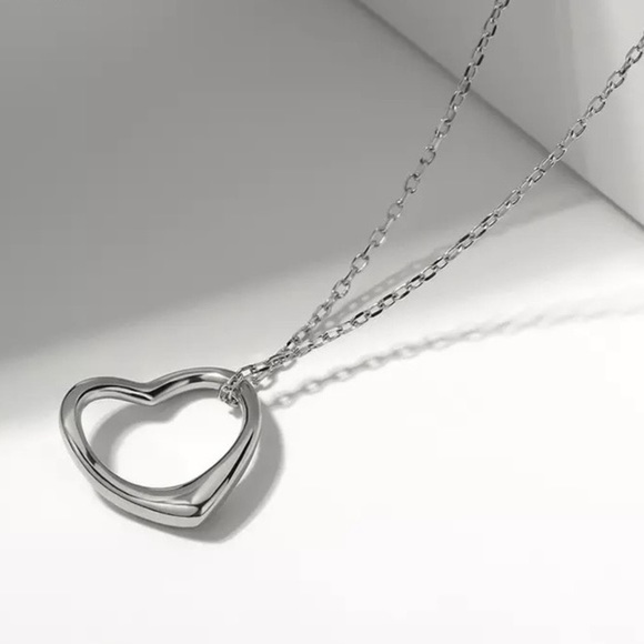 925 Sterling Silver Hollow Heart Necklace - Picture 5 of 7